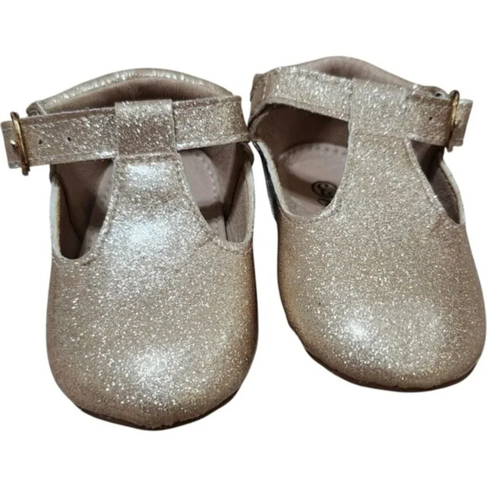 A‎ Bear Co Toddler Size 3 Color Change Gold Smooth Glitter T-Straps Girls